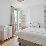 Beautiful Apartment In The Heart Of The 16Th Arrondissement